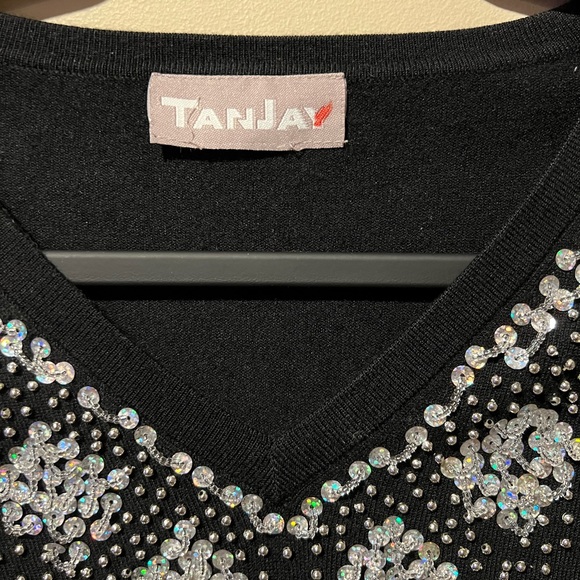TanJay Black Sparkly Beaded V-neck Sweater - Picture 3 of 11